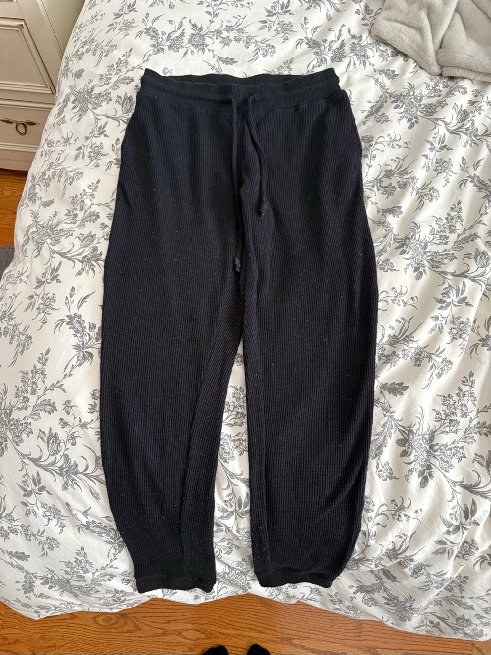 TNA Black Ribbed Knit Joggers with Drawstring Waist